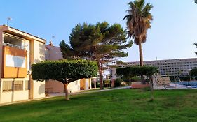 Atractivo apartamento en la playa con parking